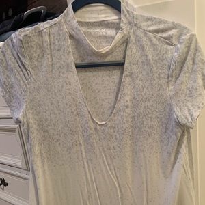 Soft and sexy American eagle tshirt